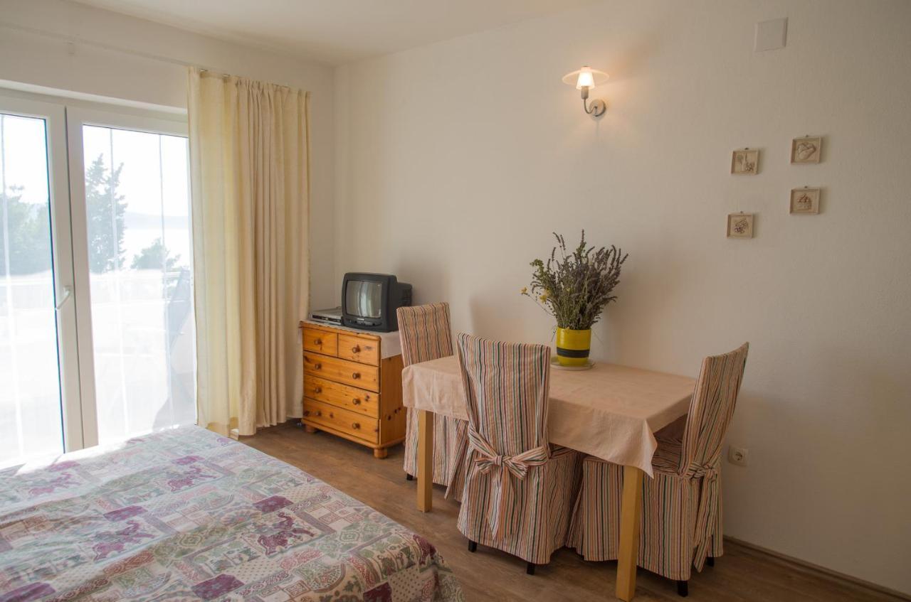 Ferienwohnung Milica Garden Prvic Sepurine Exterior foto